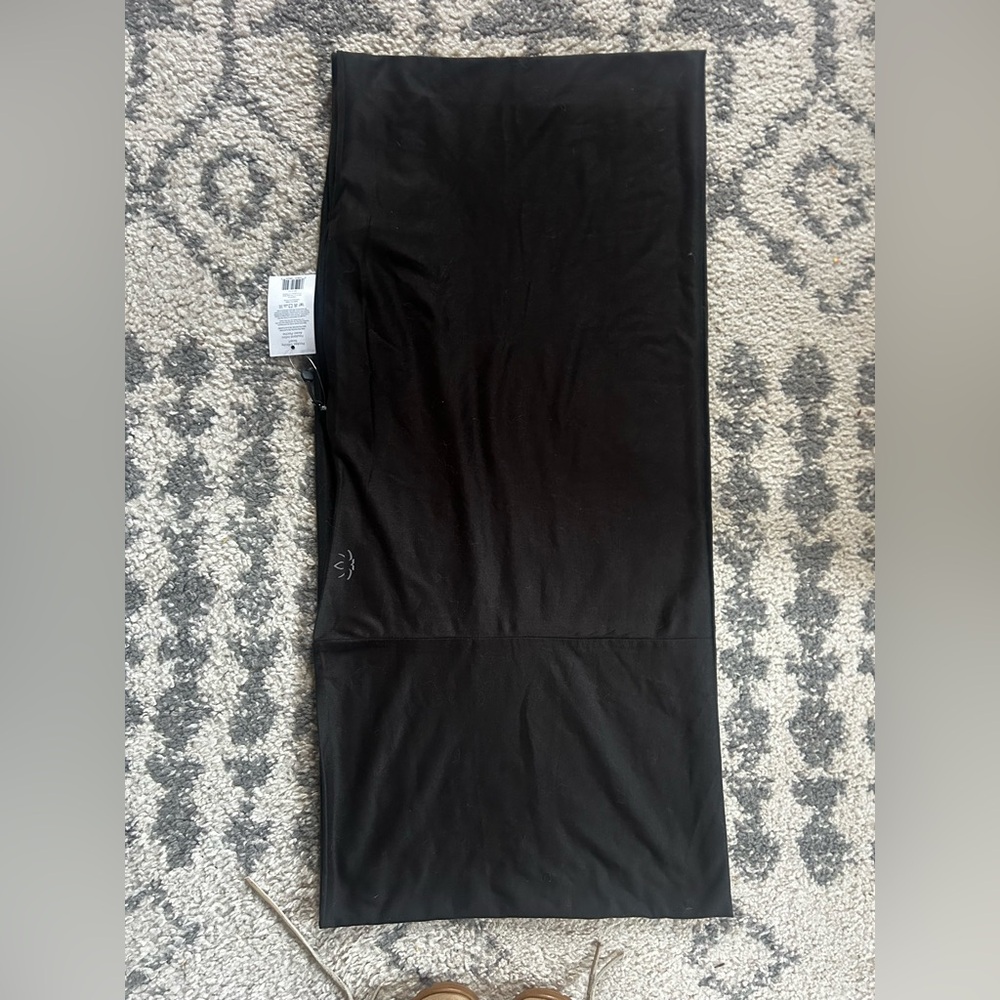 Beyond Yoga Pocket Infinity Scarf